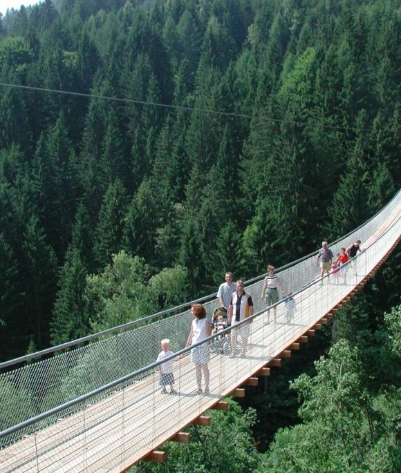 Freihängende Brücke im Lieser-Maltatal