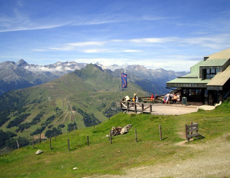 Hütte Adlerhorst am Aineck