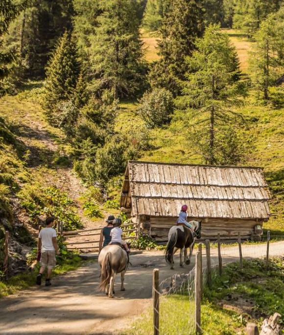 Ponyreiten am Katschberg im Gontal